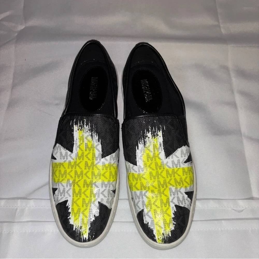 Michael Kors Women's Teddi Slip-On Sneaker Slip-On Shoes Size 7 - Picture 3 of 9